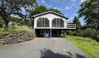 35 Hillcrest Ter, Brattleboro, VT 05301