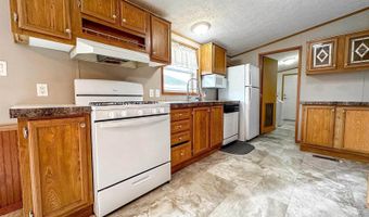 5105 Redcoat Loop, Bismarck, ND 58503