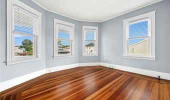 39 Ferncliff Ave, North Providence, RI 02911
