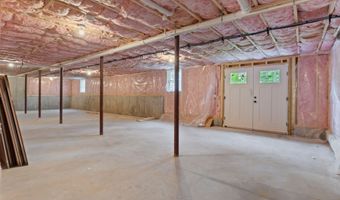 1508 Foxes Ridge Rd, Acton, ME 04001