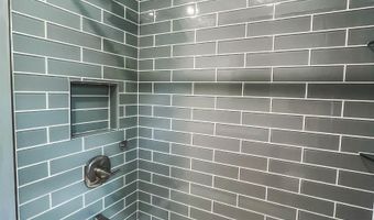 518 Delaware Ave, Absecon, NJ 08201