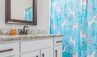 22632 Big Oak Dr, Athens, AL 35613