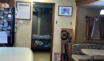 8785 NW Glenwood Rd, Amity, MO 64422