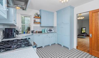2760 N Territorial Rd W, Ann Arbor, MI 48105