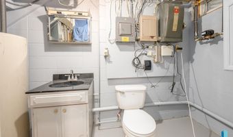101 N Pipestone St 4, Brandon, SD 57005