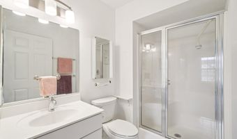 1261 Joyce Ln, Ann Arbor, MI 48103