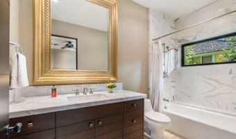 766 Mokulua Dr, Kailua, HI 96734