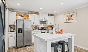 1215 Shores Rd, Alford, FL 32420