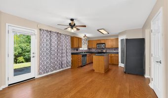 1068 Summerlake Dr, Alexandria, KY 41001