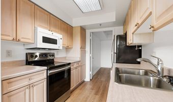 2151 JAMIESON Ave 711, Alexandria, VA 22314