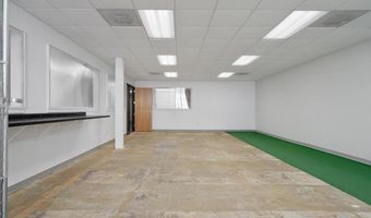 1013 E LINCOLNWAY, Cheyenne, WY 82001