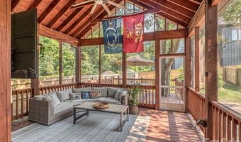 1221 Kennon St, Charlotte, NC 28205