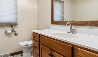 1520 Elkhorn Dr, Arlington, NE 68002