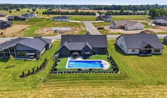 2100 Golfview Dr, Auburn, IN 46706