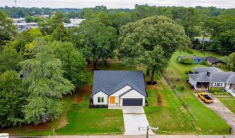 209 Bedford Forest Ave, Anderson, SC 29625