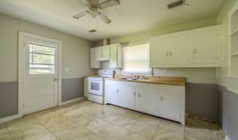 114 S PARKWAY Ave, Bethel Springs, TN 38315