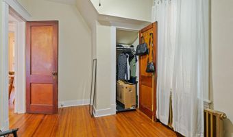 687 Myrtle Ave, Albany, NY 12208