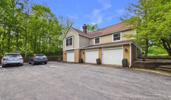 1822 Williams Way E, Anderson, IN 46011