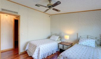 624 Periwinkle Cir, Barefoot Bay, FL 32976