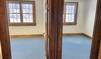 296 Country Club Rd, Avon, CT 06001