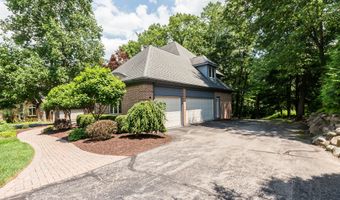 1544 Newport Creek Dr, Ann Arbor, MI 48103