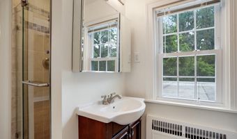 2739 CHESAPEAKE St NW, Washington, DC 20008
