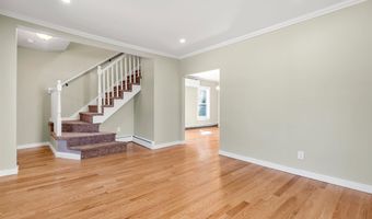 5 Bartlett St, Allenstown, NH 03275