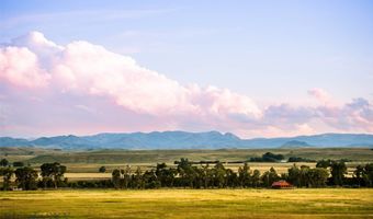 258 A Howie Rd, Big Timber, MT 59011