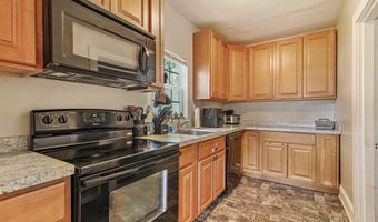 36 PINE St A, Dover, DE 19901