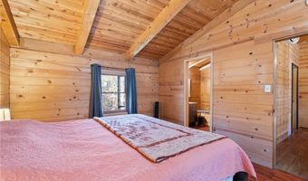 1671 Burns Ct, Austin, IN 47102