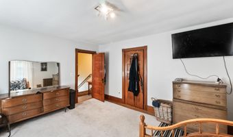 49 Western Ave, Bath, ME 04530