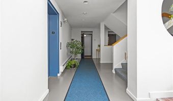 25 Water St 102, East Greenwich, RI 02818