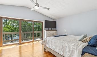11 Noto Dr, North Providence, RI 02904