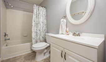 105 MATTHEW Ct, Dover, DE 19904