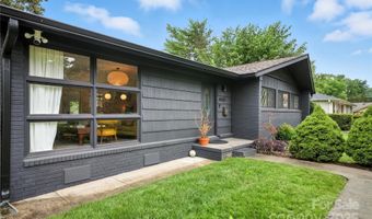 4535 Crestmont Dr, Charlotte, NC 28205