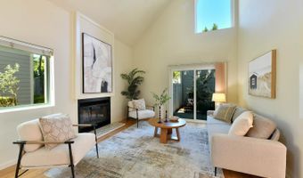 2737 Lakeview Dr, Santa Rosa, CA 95405