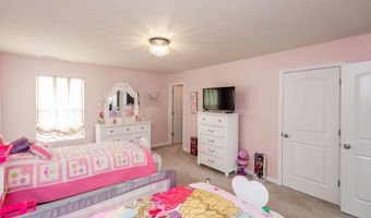 1661 Devonshire Ave, Avon, IN 46123
