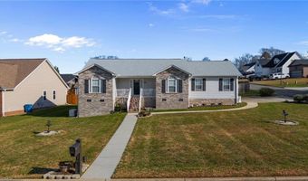 100 Lindsay Dr, Archdale, NC 27263