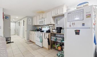 199 Avenue A, Bayonne, NJ 07002