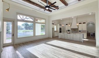 105 PIONEER Trl, Adkins, TX 78101