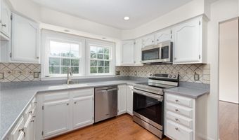 20752 LAPLUME, Ashburn, VA 20147