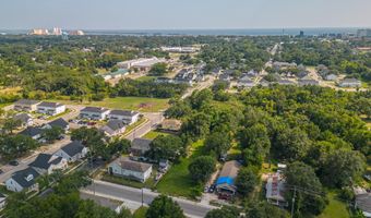 643 Walker St, Biloxi, MS 39530