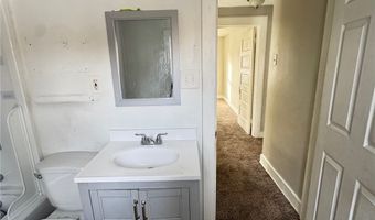 1239 Pondview Ave, Akron, OH 44305