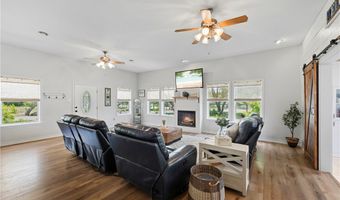 201 W Rhodes Ave, Aransas Pass, TX 78336