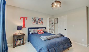 4163 Ironclad Dr, Bargersville, IN 46106