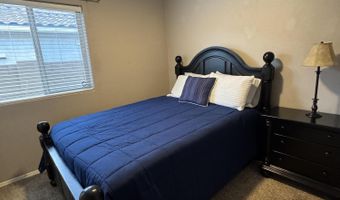 949 E INDIAN WELLS Pl, Chandler, AZ 85249
