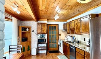 427 Van Roen Rd, Utica, NY 13502