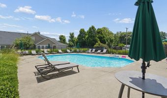 8004 Flint Run Pl 15, Columbus, OH 43235
