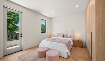 16728 Morrison St, Encino, CA 91436
