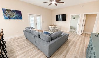 195 Paradise Dr, Aransas Pass, TX 78336